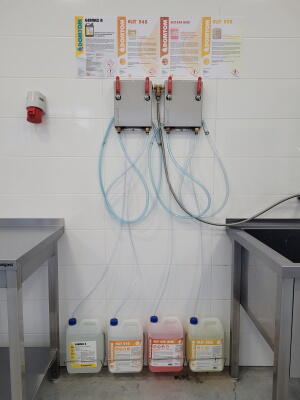 SYSTEM DOZOWANIA PREPARATÓW MYJĄCYCH I&nbsp;DEZYNFEKUJĄCYCH