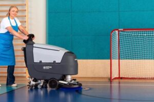 Czyszczenie okładzin podłogowych