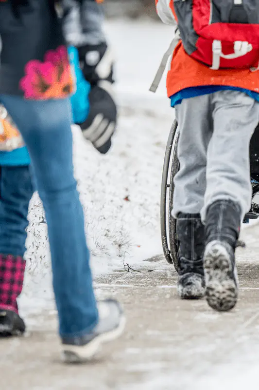 Jak dbać o higienę w placówkach edukacyjnych w okresie zimowym ? – Praktyczne wskazówki. Jak dbać o higienę w placówkach edukacyjnych w okresie zimowym ? – Praktyczne wskazówki.